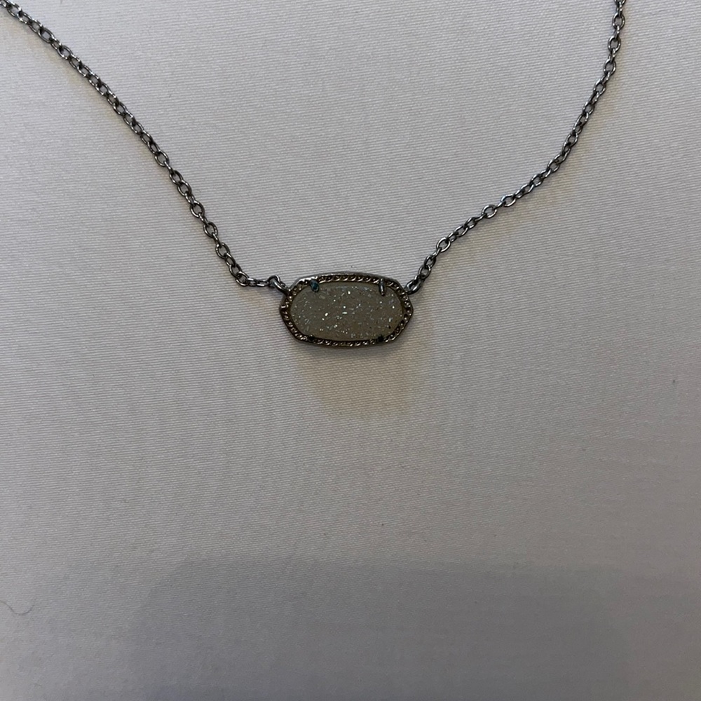 Kendra Scott Necklace